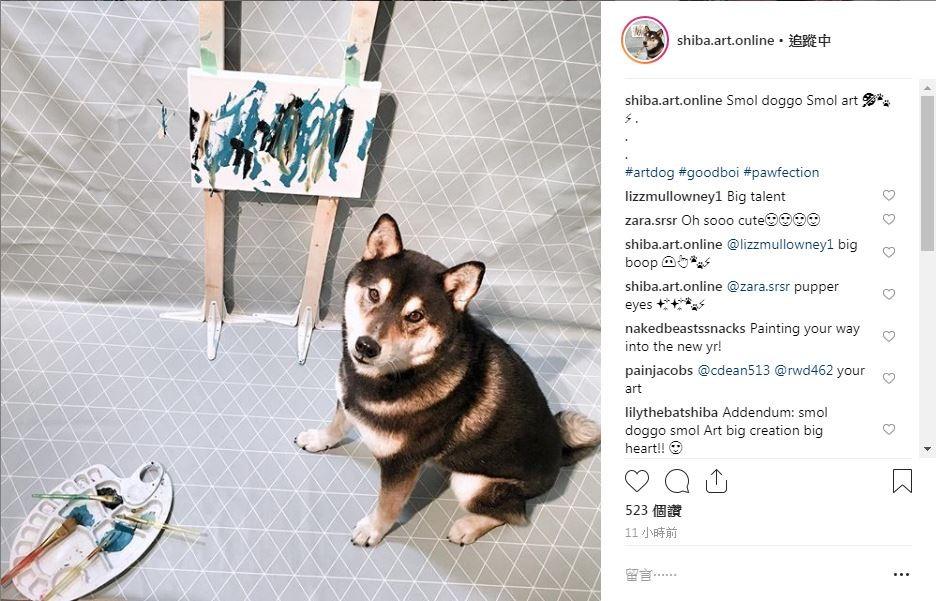 自己的狗粮自己赚! 柴犬画一幅画卖一千, 犬界毕卡索比你还会画