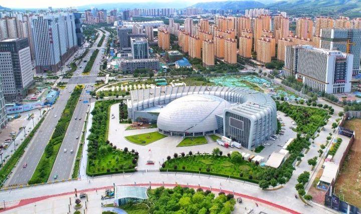 攒劲! 西宁颜值最高的11个网红地标, 你最想去哪?