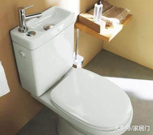 头一次见把洗手台装马桶上, 废水循环用来冲厕所, 太值得学习了