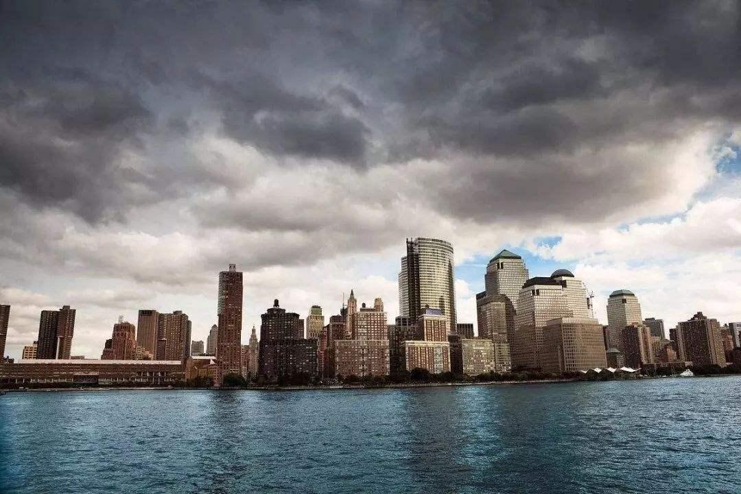 为何一些年轻人要在房价高的时候买房?