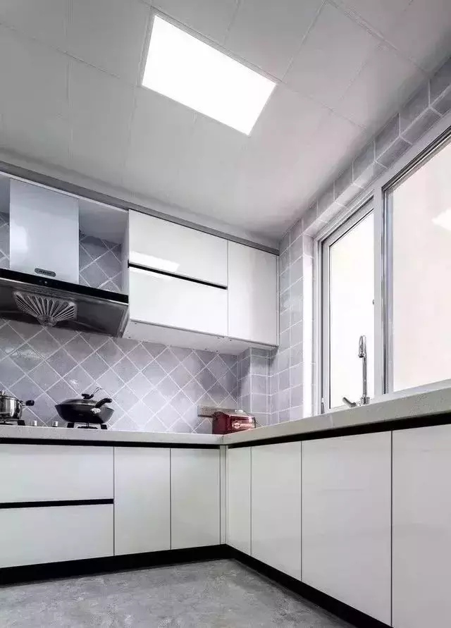 厨房装修做好细节, 妈妈再也不用担心清洁难了!