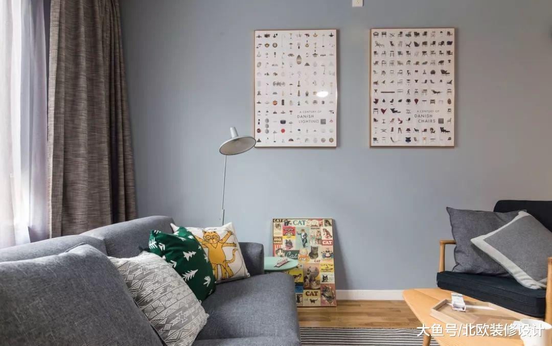 清新北欧风看腻了? 我家选择清冷蓝色+木地板, 照样美翻天!