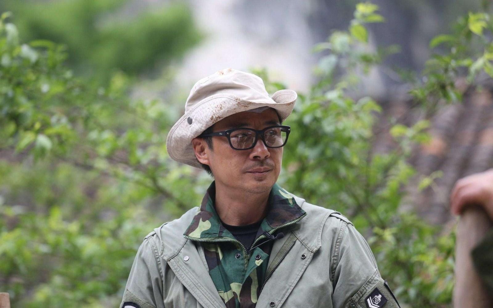 她30岁嫁给影帝丈夫, 花10万块举办两场婚礼, 结婚17年从不下厨