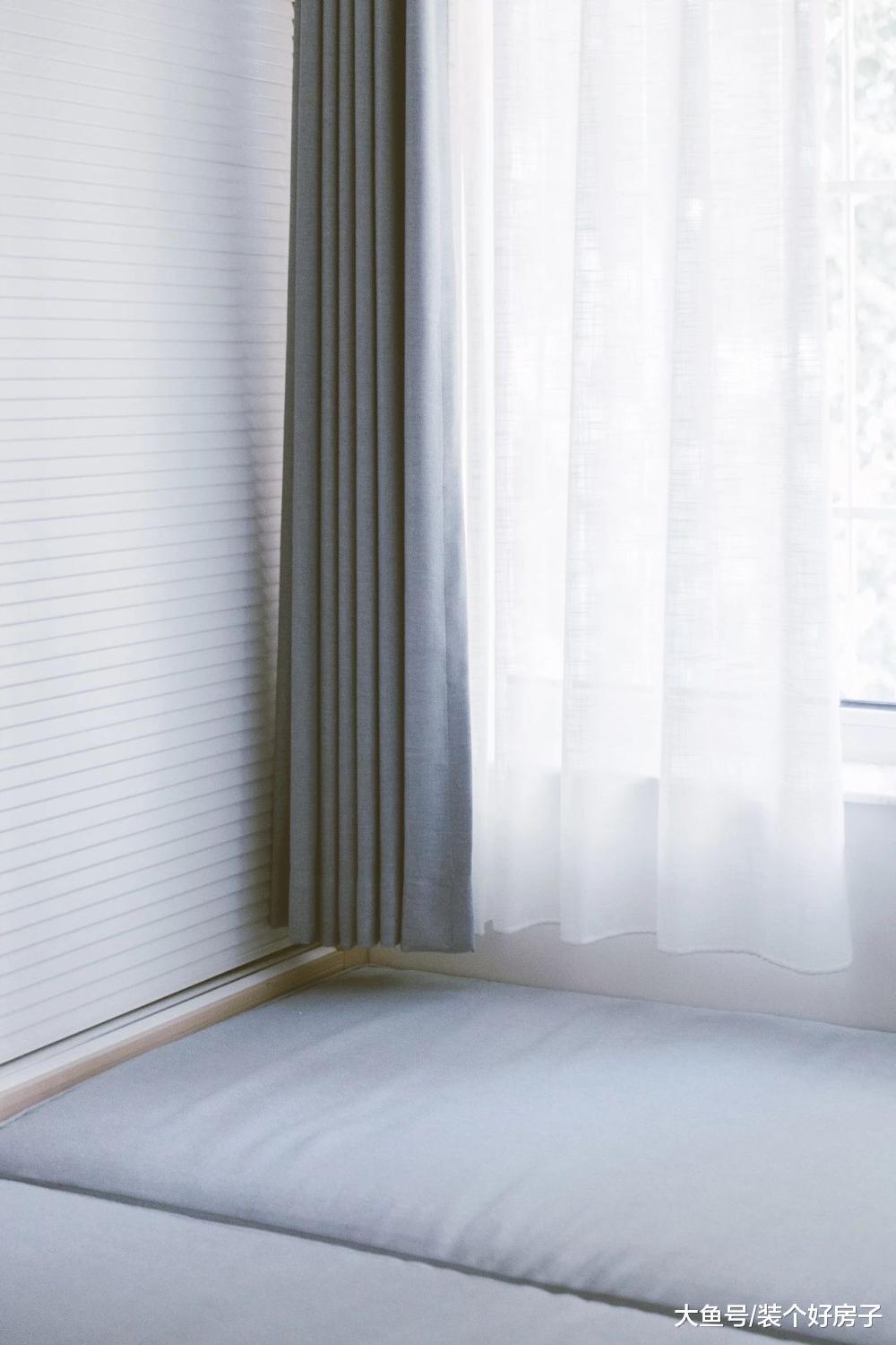 68㎡小两居, 改下桌子和墙面, 就多出一个独立餐厅!