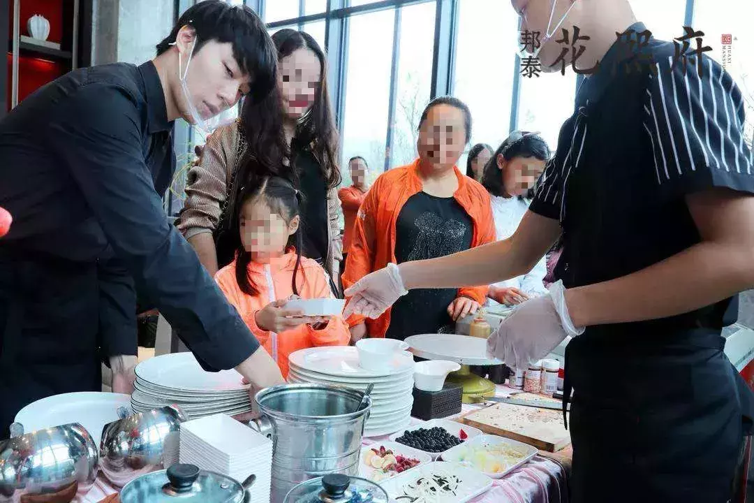 盛世亮相丨顶礼府系建筑美学, 揽府苑恢弘之气