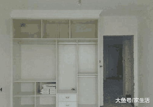 到顶衣柜万万要让工人在顶部加这玩意, 用过才知实用, 太聪明了