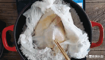 最想学做的菜肴之制作介绍, 手撕盐焗鸡