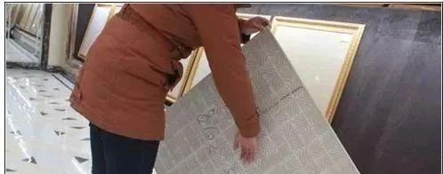 50和100的瓷砖有啥区别? 学会这5大采购技巧, 你比建材商牛