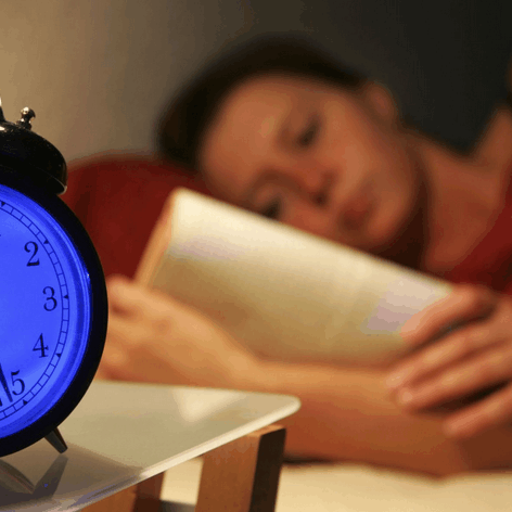 总是熬夜? 几个妙招办法让你减小伤害值!