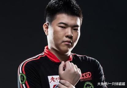 韦神回归LOL“首秀”后, 上游戏做的第一件事, 粉丝当场沸腾了