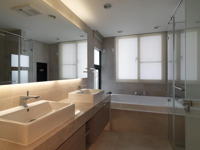 148㎡复古工业风装修案例, 卧室电视背景装成一堵墙, 特有范!