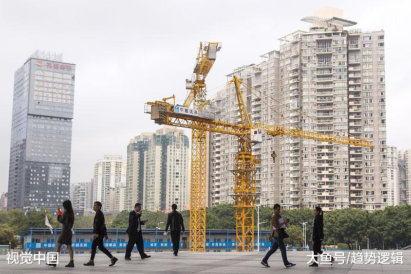 深圳“伪中产”的迷惘: 不算房贷月花近两万, 害怕互联网寒潮波及