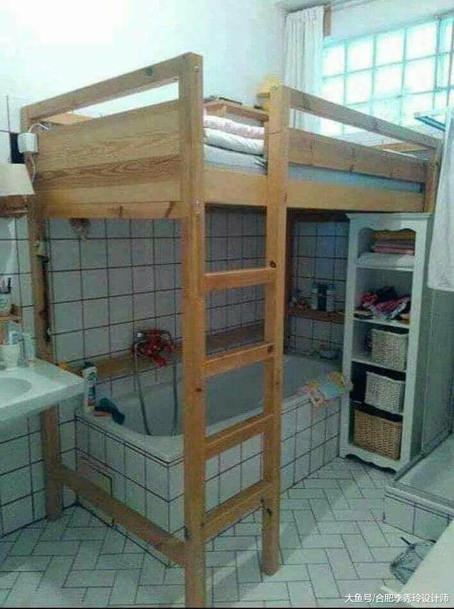 头次见上床下浴缸的设计, 时尚新颖, 好怕一不小心掉下去! 不敢睡