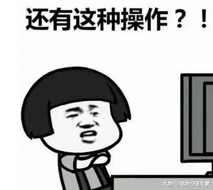 房门被二哈拆了一个洞, 主人想了一个狠招, 隔着屏幕都快窒息了