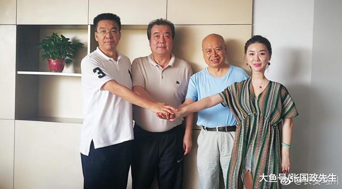 崔永元在京接受《时代人物》杂志社社长马川独家专访