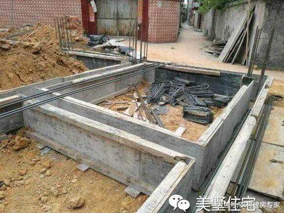农村建别墅, 人工200每平造价80万, 建成这样, 钱白花了?