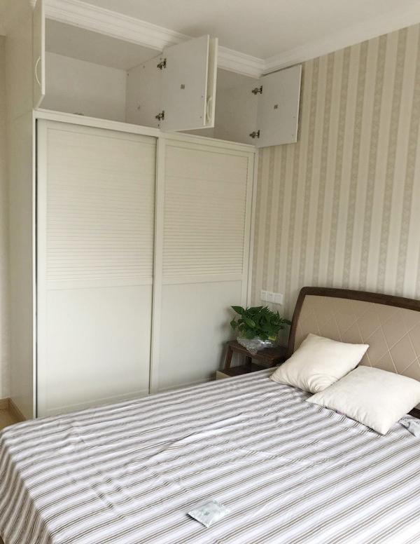 毛坯房装修花了23万, 全屋定制的柜子都是白色, 家婆说太难看了