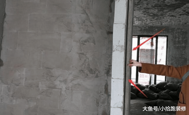 让师傅砌单墙, 可完工后, 业主却让他走人, 并说瓷砖也别铺了