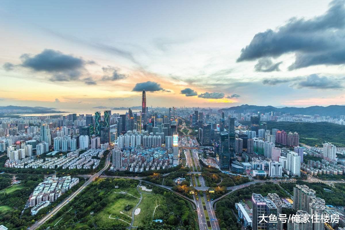 求助! 深圳刚需打算换三房, 他的情况应该在哪里买房?