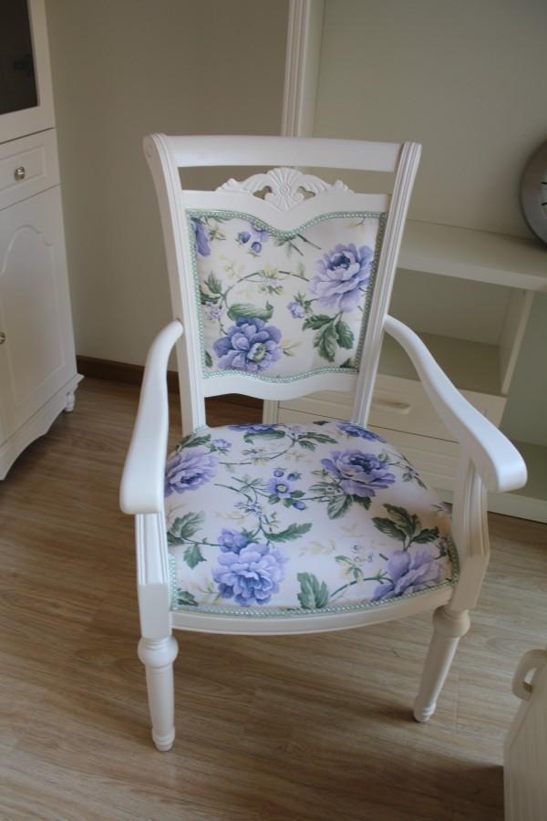 朋友97平小三房, 花10万简单装修效果好, 电视墙美观又时尚