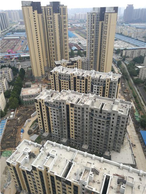 金地30年, 郑州两盘, “寒冬”来临, 能否平稳度过