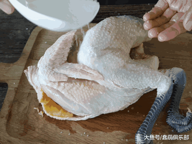最想学做的菜肴之制作介绍, 手撕盐焗鸡
