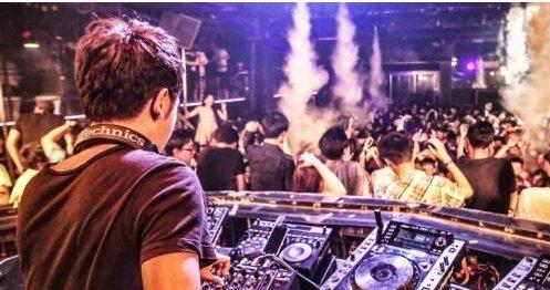 “青?创时代”首届高品质生活周青创节创意开“造”