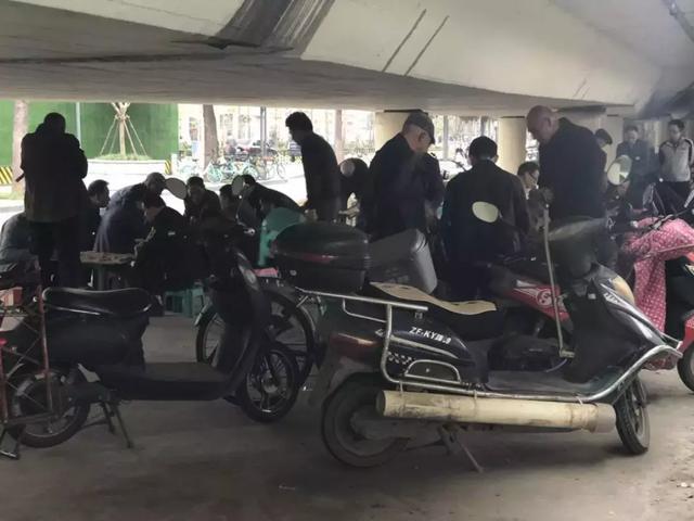 二环高架边边上, 有一个刚需楼盘预计今日取证