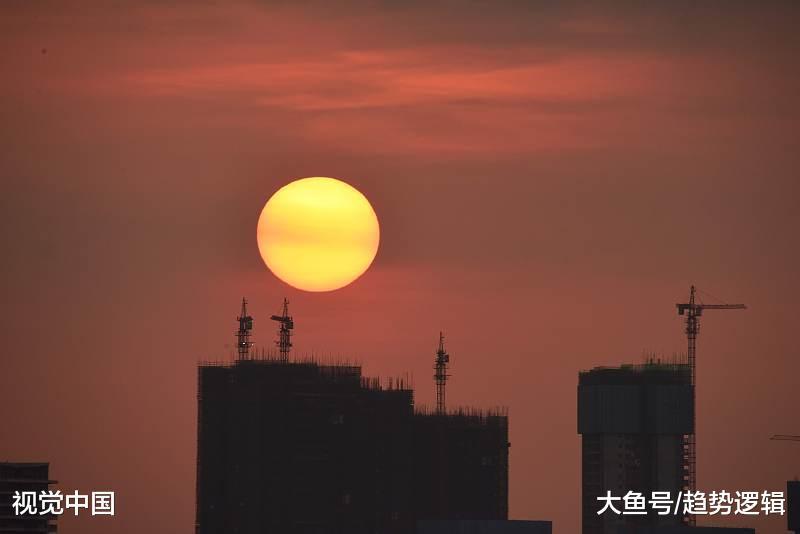 站在降价潮的风口浪尖, 厦门楼市很迷惘, 合肥楼市有点不安