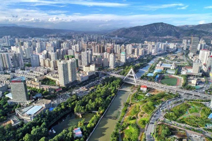 攒劲! 西宁颜值最高的11个网红地标, 你最想去哪?