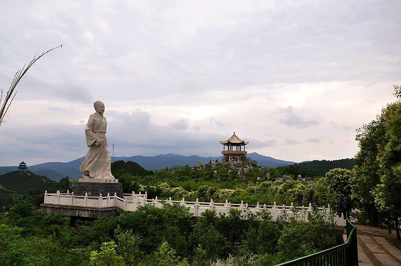 河南最贵的景区: 进门就差按步子收费了, 连当地人都嫌贵!