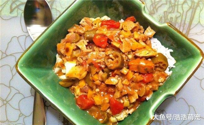 有5种食物不能给狗狗吃, 葡萄在内, 鸡骨头也不行