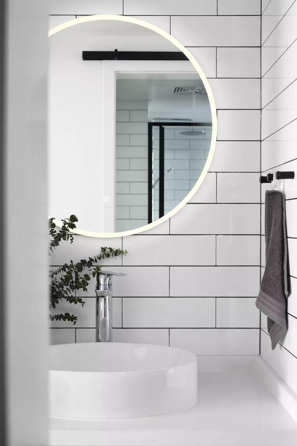 绵阳装修公司打造120㎡现代风, 餐厨一体的设计让空间增大一半!