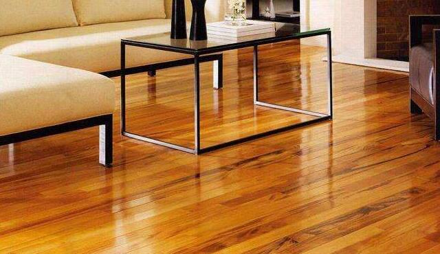 别再被售货员忽悠了, 木质地板里“猫腻”多!