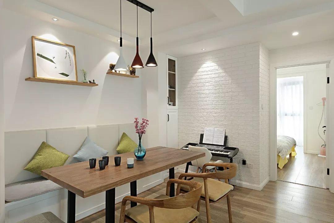 小户型墙面别只是刷上乳胶漆, 再做点收纳就实用多了