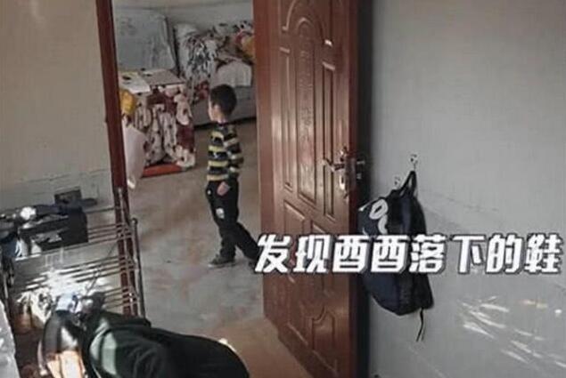 《变形计》城市少年回家后, 限量版鞋忘拿, 农村妈妈的这举动让人泪目