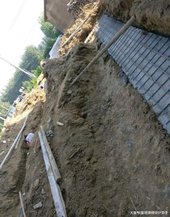 花20万建三层主体成全村焦点话题! 只因20万在广东只够打桩做地基