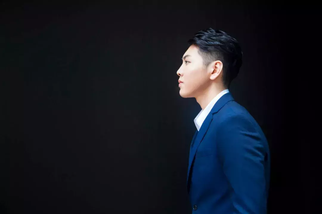 刚入行, 我是去售楼部还是中介?