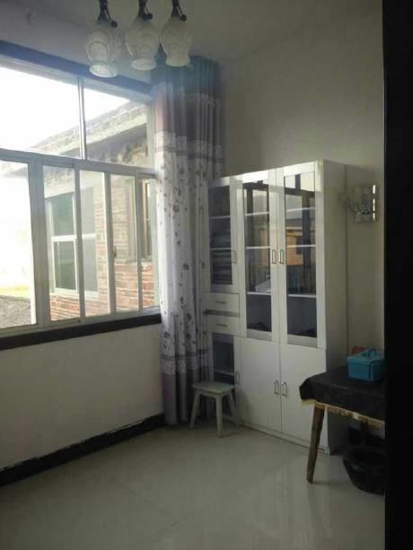 农村自建三层豪华房, 媳妇嫌弃房子太丑不回家, 大家评评理!