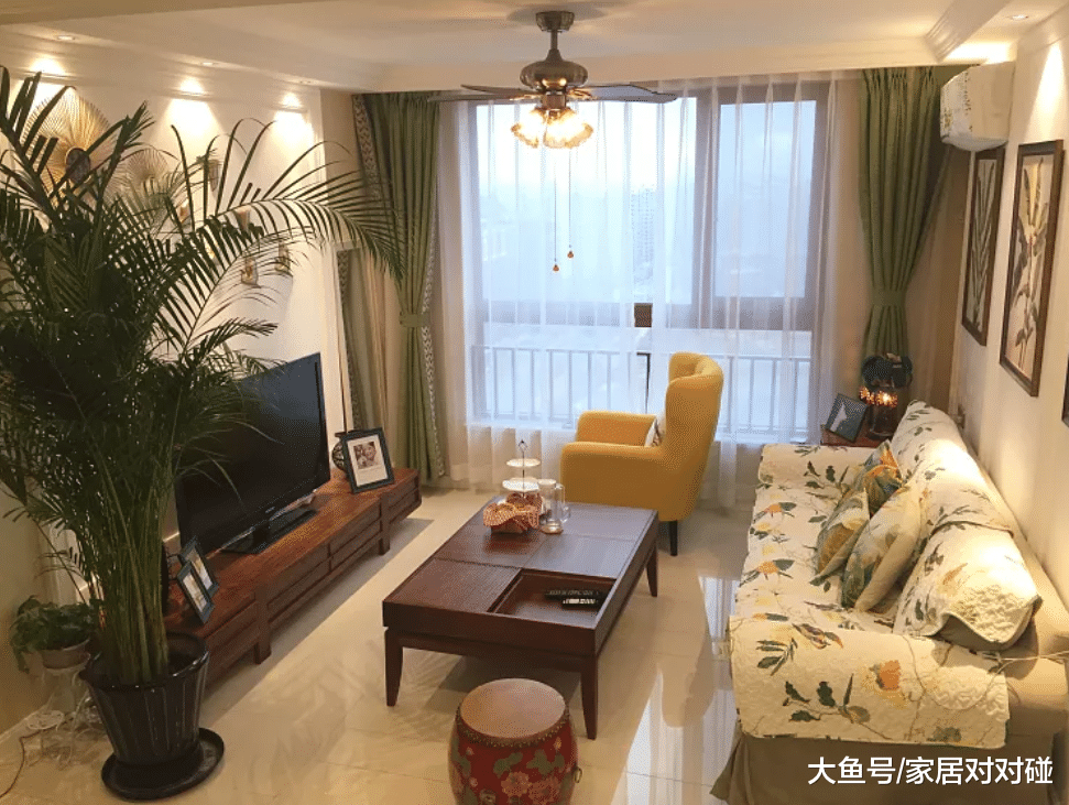 82㎡新房, “自装”简美风! 一进屋客厅把我迷住了, 鼓起勇气晒晒