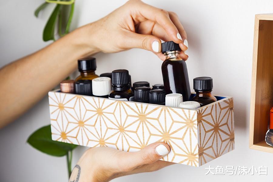 旧抽屉万万不要拆, 看我机智老公全钉墙上, 立马变收纳柜! 实用