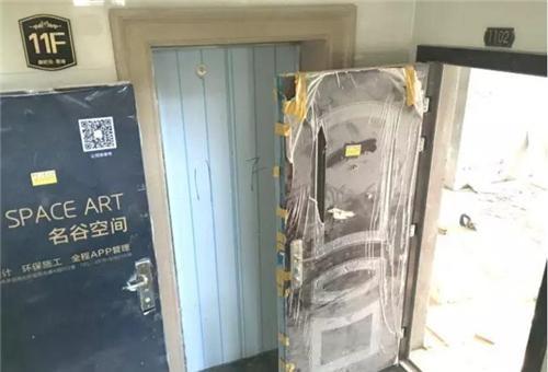 小区里的反人类设计, 就问你服不服!