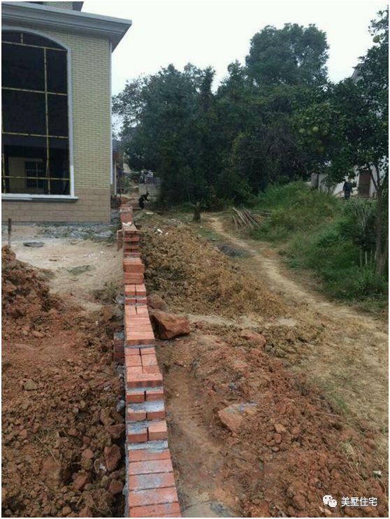 湖南农村百万自建房, 还带大院子, 引起全村人围观