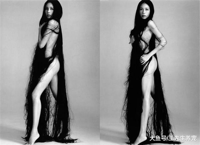 48岁的莫文蔚演唱会穿衣性感, 因腿登上热搜, 价值3000W的腿?