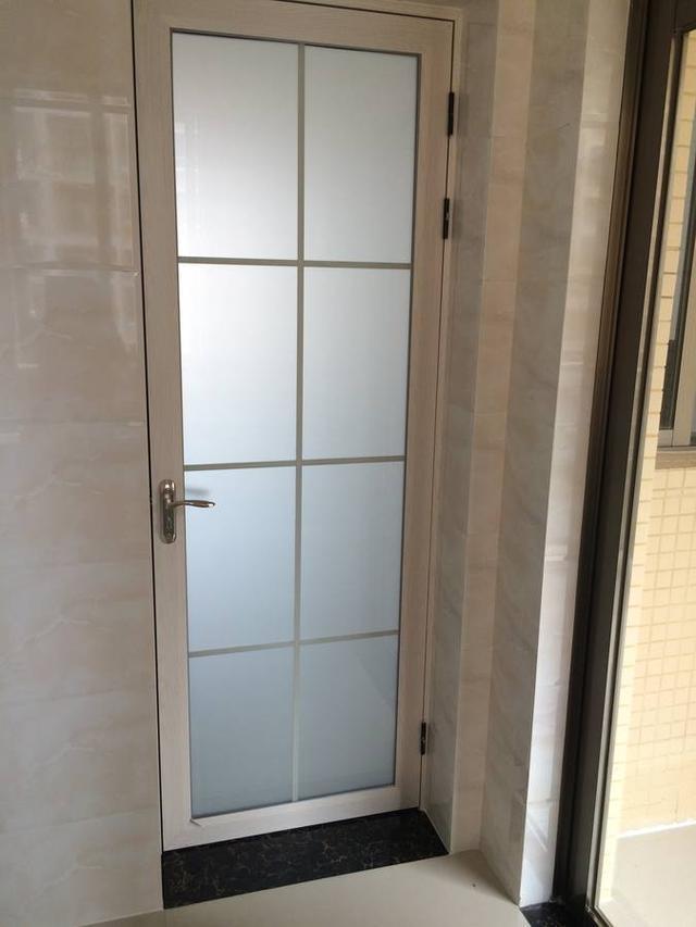 基装已经完工, 坐等家具入场, 老丈人最喜欢阳台开阔的视野