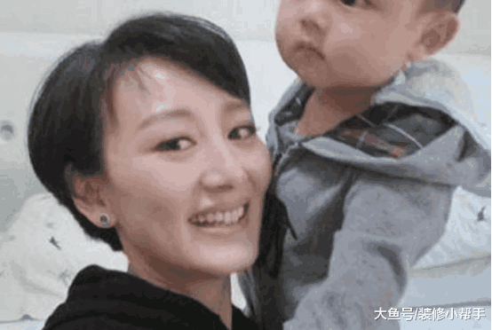 带你看看李好的复式房子, 装了欧式旋转楼梯, 装修得真有品位