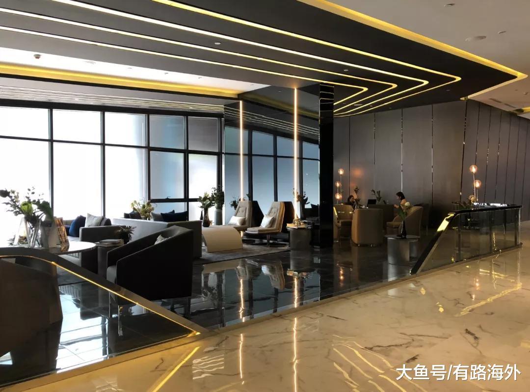 不得了了, 同时拥有曼谷两大CBD是什么样的生活?