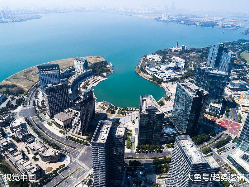 站在降价潮的风口浪尖, 厦门楼市很迷惘, 合肥楼市有点不安