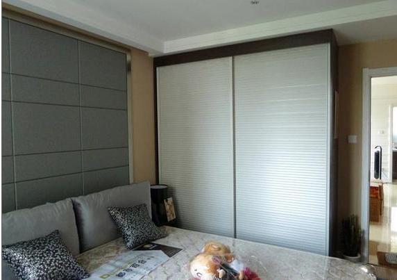 朋友新家小户型狂做柜子, 头一次见洗脸池还能这样做的!