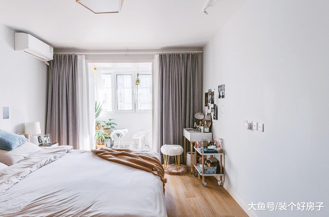 68㎡小两居, 改下桌子和墙面, 就多出一个独立餐厅!